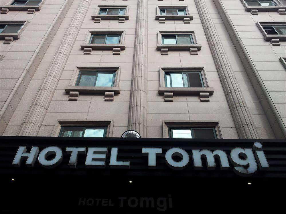 Hotel Tomgi Сеул Экстерьер фото